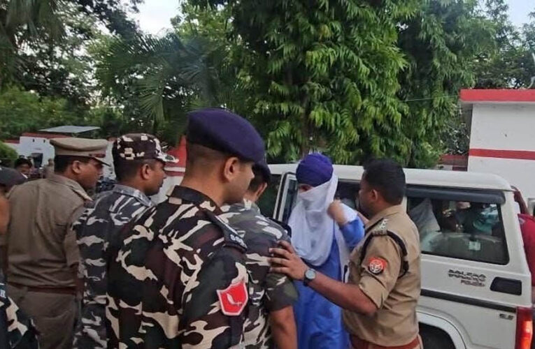 इंडो-नेपाल बॉर्डर पर बड़ा एक्शन: बहराइच से ‘वारिस पंजाब दे’ का वांटेड बिक्रमजीत और अमेरिकी नागरिक गिरफ्तार