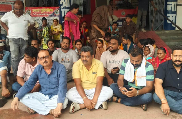 BPCL ने निभाया वादा! सड़क हादसे में मृत राघवेंद्र घोषी की पत्नी को दी आर्थिक सहायता