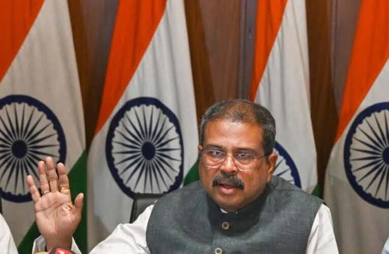 धर्मेंद्र प्रधान इस्तीफा: जंतर-मंतर आंदोलन से बदली भाजपा की रणनीति की कहानी