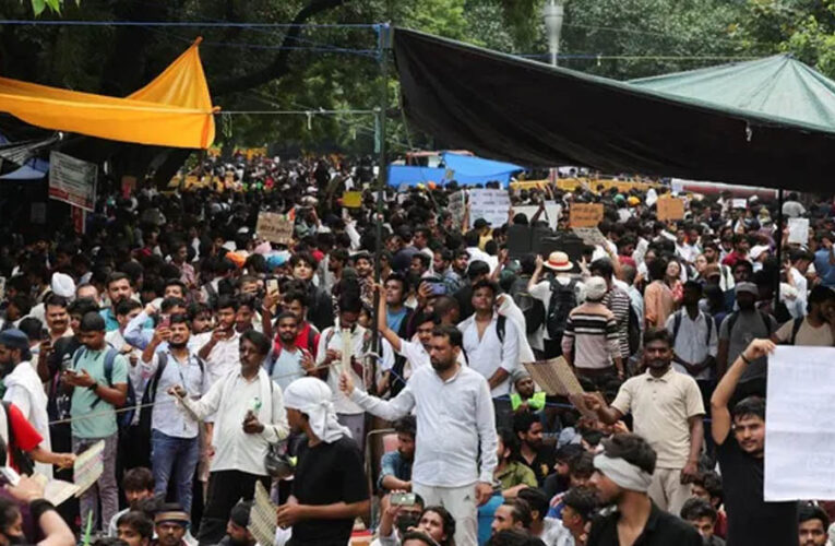 CJP प्रदर्शन में बवाल: पूर्व विधायक की बेटी से छेड़छाड़ का आरोप, जंतर-मंतर पहुंचे 900 से ज्यादा अपराधियों की हुई पहचान