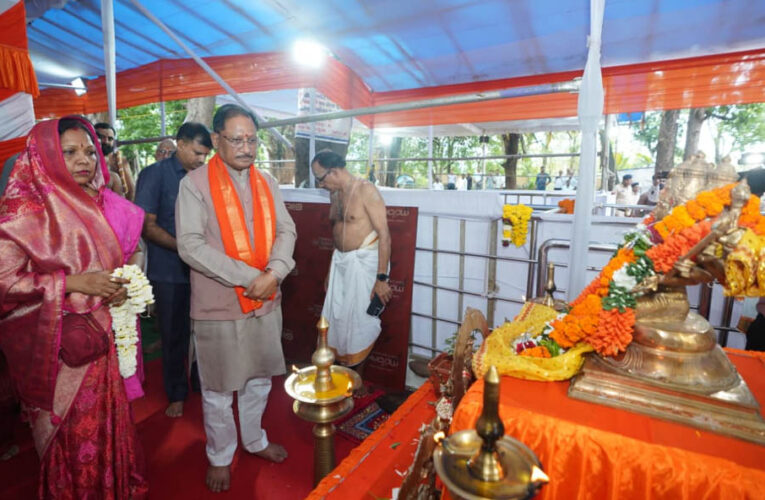 मुख्यमंत्री विष्णुदेव साय ने भोरमदेव धाम में की पूजा-अर्चना, प्रदेश की सुख-समृद्धि के लिए की मंगलकामना