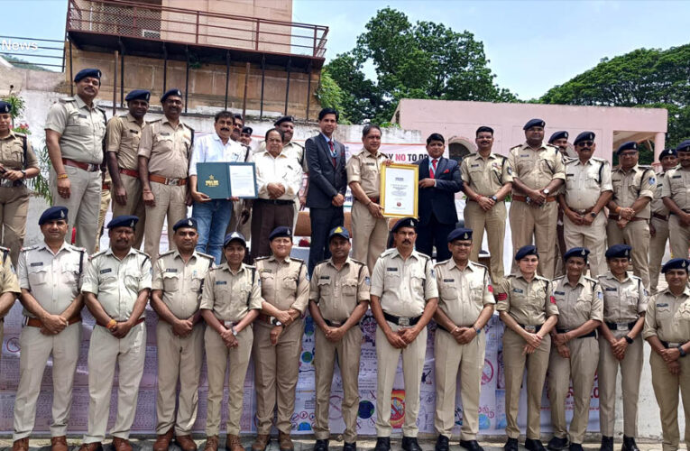 नशे से दूरी है जरूरी 2.0 अभियान बना मिसाल, बड़वानी पुलिस का नाम वर्ल्ड बुक ऑफ रिकॉर्ड्स में दर्ज