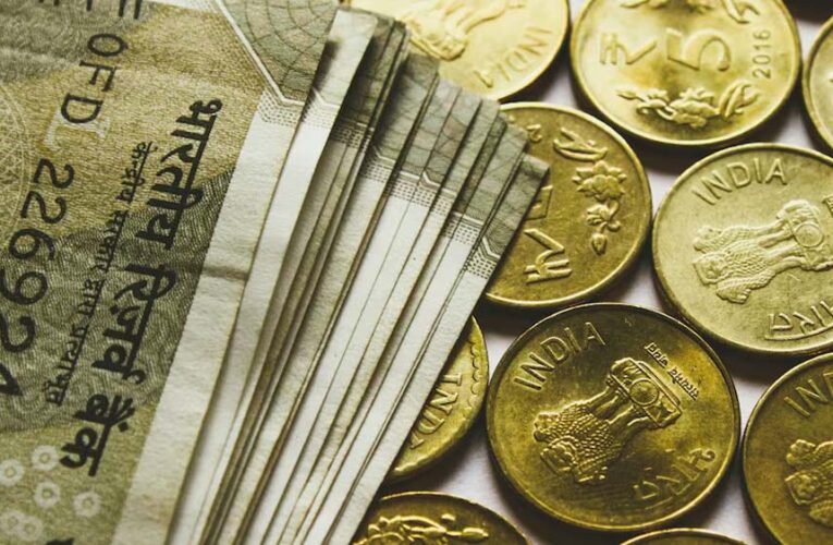 किस्मत बदलने से पहले मिलते हैं ये 5 संकेत, जल्द आएगा अच्छा समय