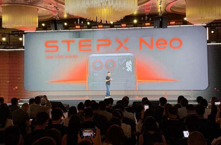 चीन ने पेश किया दुनिया का पहला एजेंटिक AI स्मार्टफोन StepX Neo