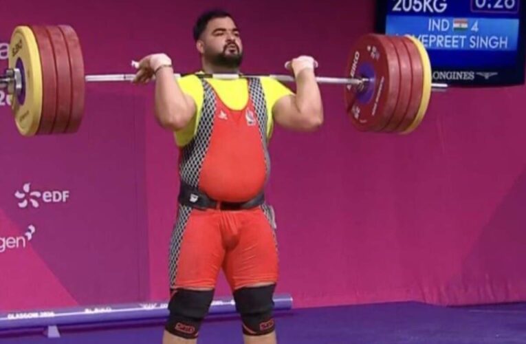 लवप्रीत सिंह गोल्ड से 1 किलो दूर, कॉमनवेल्थ में जीता सिल्वर मेडल