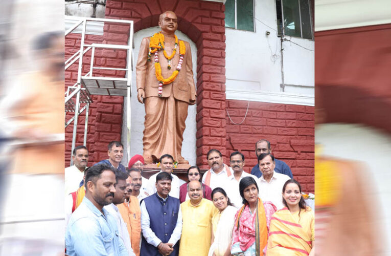 डॉ. श्यामा प्रसाद मुखर्जी की जयंती पर वन मंत्री कश्यप ने अर्पित की पुष्पांजलि