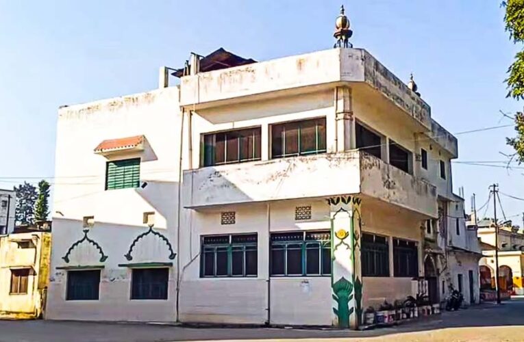 सहारनपुर कलेक्ट्रेट की 70 साल पुरानी मस्जिद हटाने का कोर्ट आदेश