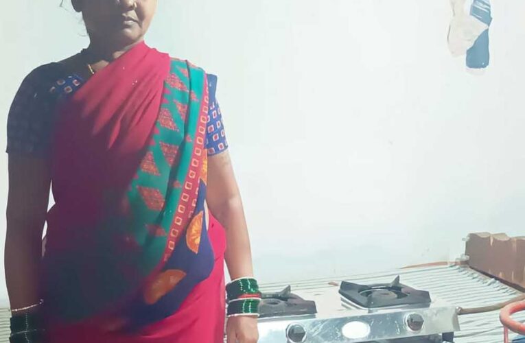 प्रधानमंत्री आवास योजना ने बदली सोमारी बाई की जिंदगी