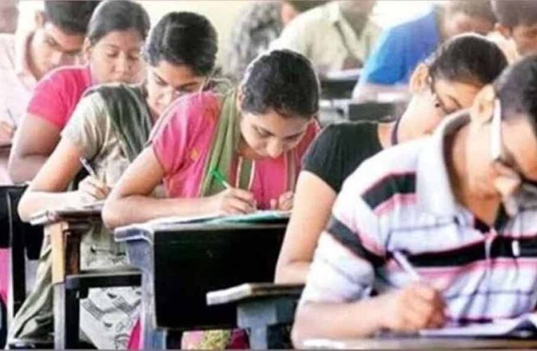 रायपुर समेत चार केंद्रों पर सहायक कमांडेंट भर्ती परीक्षा जारी, अभ्यर्थियों में दिखा उत्साह