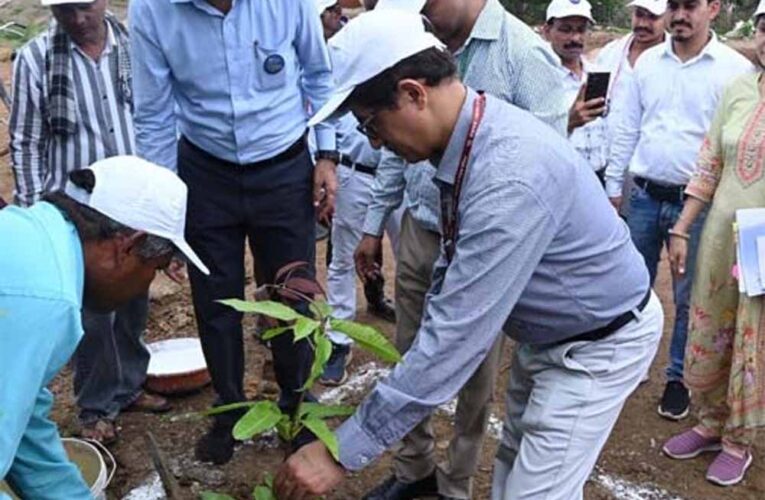 बिलासपुर में केंद्रीय टीम ने वीबी-जीरामजी योजना और जल संरक्षण कार्यों का किया निरीक्षण