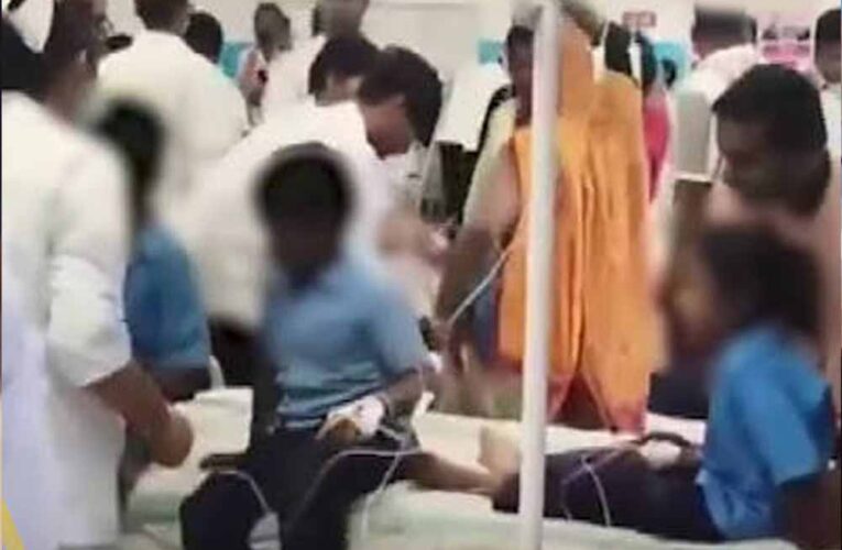 CG के स्कूल में छात्र ने एक दर्जन सहपाठियों को काटा, स्वास्थ्य विभाग की टीम पहुंची जांच में