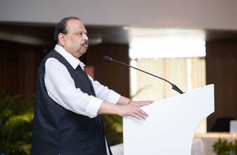जैन दर्शन वैश्विक है, जो समाज को शांति प्रिय बना सकता है : मंत्री  काश्यप