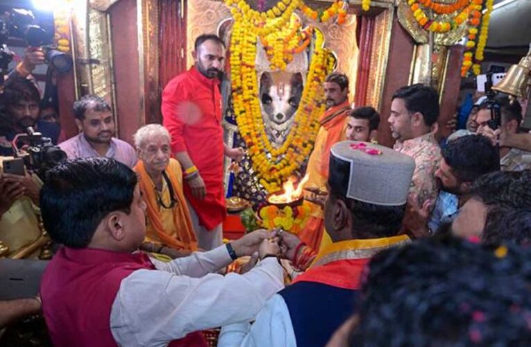 मुख्यमंत्री डॉ. यादव ने खेड़ापति हनुमान मंदिर में की पूजा अर्चना