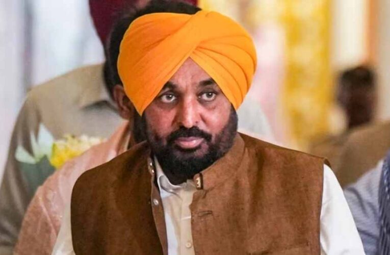 ‘बिजनेस ब्लास्टर्स’ से बदली छात्रों की तकदीर, पंजाब के 20 हजार छात्र उद्यमों ने कमाए 90 करोड़