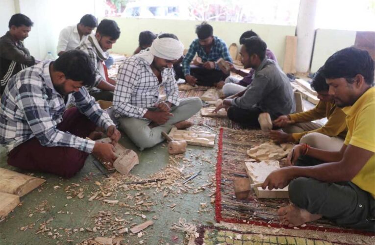 शहडोल के जनजातीय शिल्पकारों के सपनों को मिल रही नई उड़ान