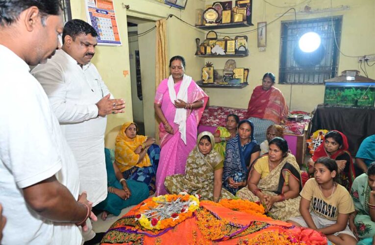 डॉ. तीजन बाई के सम्मान में गनियारी के शासकीय हाई-हायर सेकेंडरी स्कूल का होगा नामकरण – शिक्षा मंत्री गजेन्द्र यादव