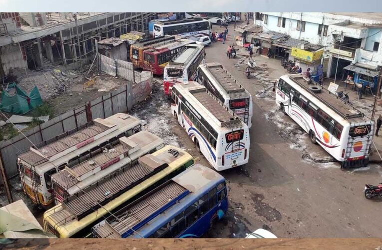 गुजरात-मुंबई में बारिश का कहर, कई ट्रेनें रद्द; बसें बनी सहारा, किराया 25% तक बढ़ा