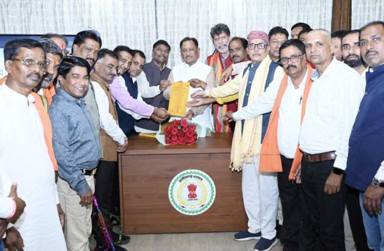 बस्तर गोंचा महापर्व 2026 का निमंत्रण लेकर मुख्यमंत्री  विष्णु देव साय से मिले प्रतिनिधि