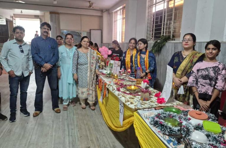 कुकिंग प्रतियोगिता के दूसरे दिन भी महिलाओं ने दिखाई अपनी प्रतिभा