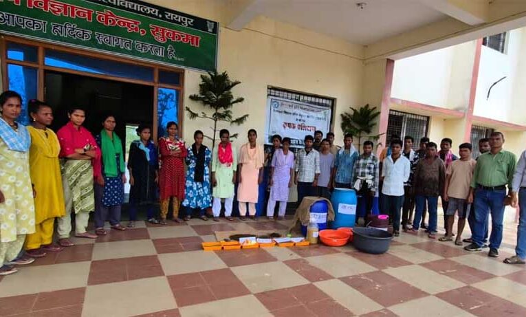 हिंसा का रास्ता छोड़ आत्मनिर्भरता की राह पर बढ़े युवा