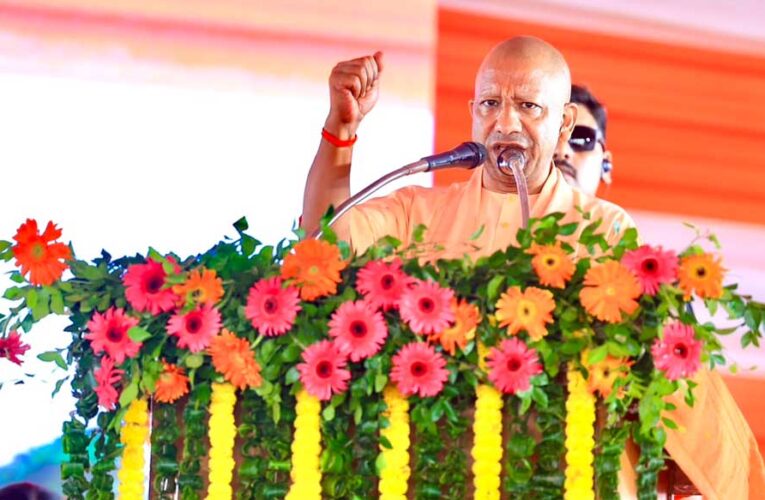 स्वयं सहायता समूहों से ग्रामीण उद्यम तक: उत्तर प्रदेश की अर्थव्यवस्था को नई ताकत दे रहीं महिलाएं