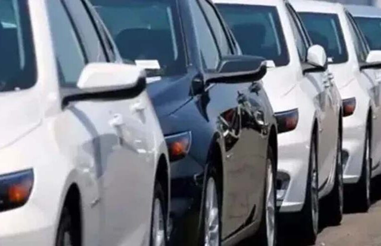 UP New Cab Rules: यूपी में लागू हुए कैब के नए नियम, किराया, लाइसेंस और ड्राइवर पर सख्ती