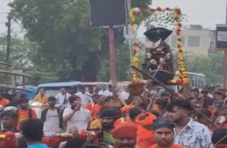 संस्कार कांवड़ यात्रा में CM के आगमन से बढ़ा उत्साह, जबलपुर में स्कूल बंद; यातायात व्यवस्था बदली