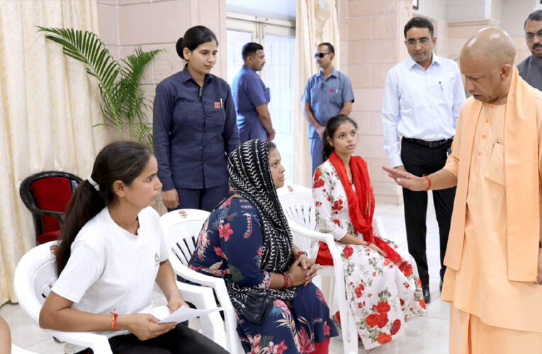 घबराइए मत, कराएंगे हर समस्या का समाधान: सीएम योगी