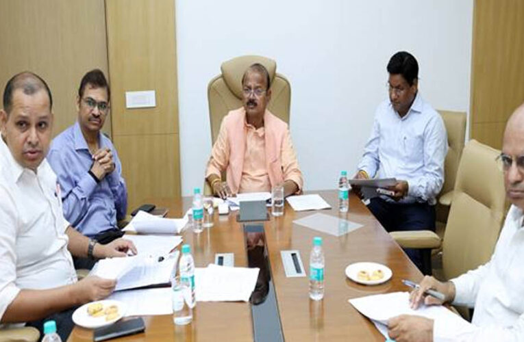 राज्य मंत्री जायसवाल ने बजट का समुचित उपयोग नहीं करने पर की नाराजगी व्यक्त