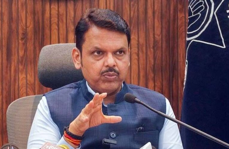 महाराष्ट्र में फडणवीस को मिली ‘सुपर सीएम’ वाली ताकत? नए नियमों से गरमाई सियासत