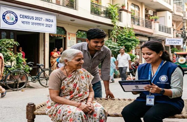 Census 2027: जाति से लेकर कोविड वैक्सीनेशन तक पूछे जाएंगे 40 सवाल, केंद्र ने जारी की पूरी लिस्ट