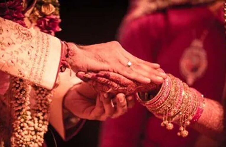 प्रेम विवाह के बाद धर्म परिवर्तन, परिवार पर उत्पीड़न के गंभीर आरोप लगे