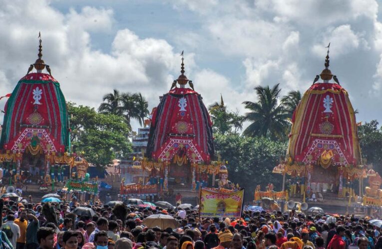 लॉस एंजेलिस की जगन्नाथ रथ यात्रा में पहुंचे अर्नोल्ड श्वार्जनेगर, फैंस रह गए हैरान