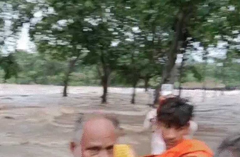 MP में भारी बारिश का कहर! डिंडौरी-पन्ना में स्कूल-आंगनबाड़ी बंद, सतना में चरवाहा बहा