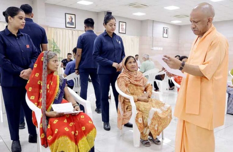 ‘मेरे पास 5 गाय हैं, और पालना चाहती हूं…’ पूनम की बात सुन CM योगी ने तुरंत अफसरों को दिया आदेश
