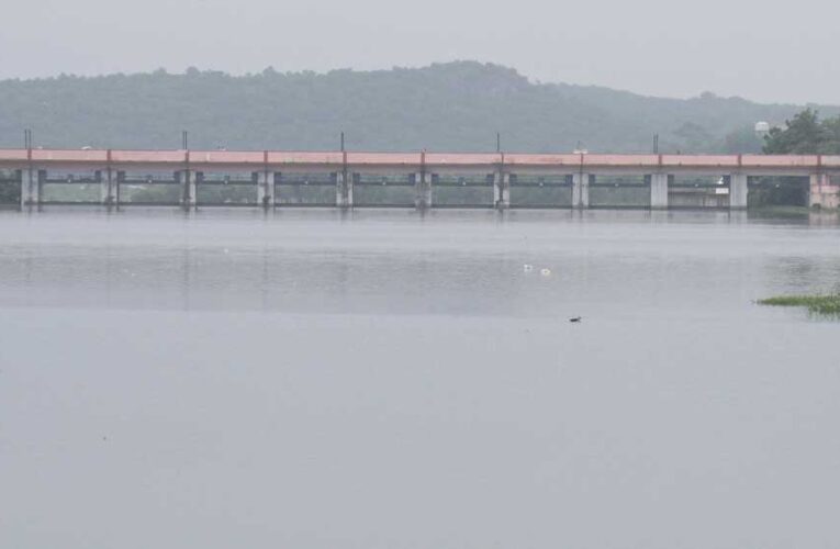 एमपी में भारी बारिश का अलर्ट, 17 जिलों में फ्लैश फ्लड का खतरा; टीकमगढ़ में 24 घंटे में 2.6 इंच बारिश