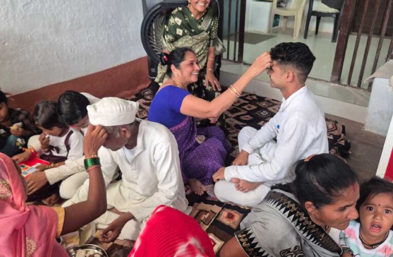 रक्षाबंधन पर भोपाल सेंट्रल जेल में खास इंतजाम, बहनों ने भाइयों से मिलकर बांधी राखी