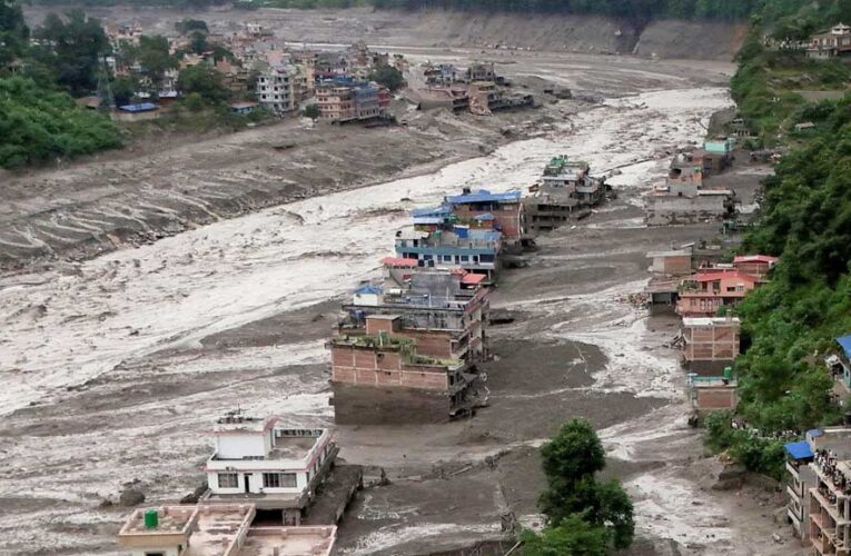 आ रही एक और तबाही! 3 दिन में पृथ्वी के करीब पहुंचेगा 1200 ओलंपिक पूल जितना बड़ा ‘राक्षस’