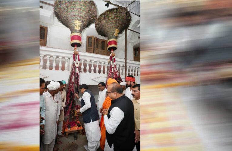 मुख्यमंत्री डॉ. यादव ने उज्जैन में वाल्मीकि धाम आश्रम में किया छड़ी-पूजन