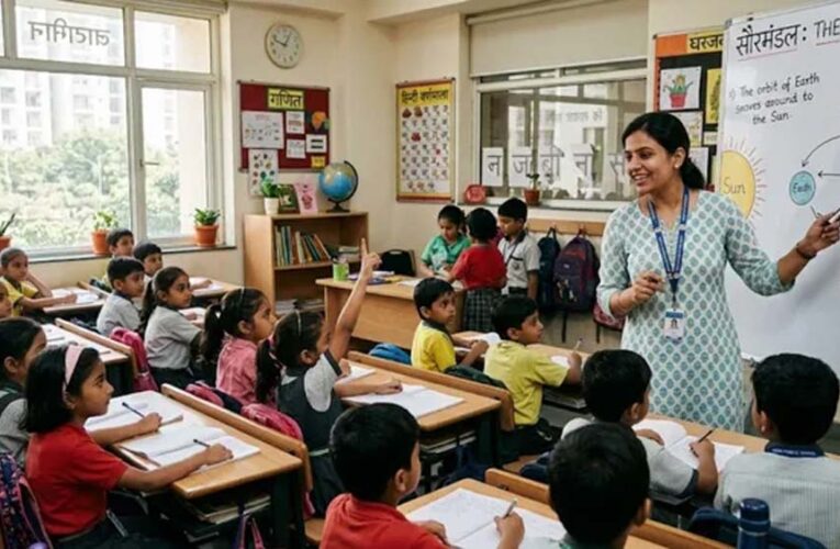 यूपी के तीन शिक्षकों का बढ़ा मान, राष्ट्रपति द्रौपदी मुर्मू देंगी राष्ट्रीय शिक्षक पुरस्कार