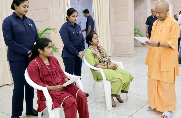 अपराधियों पर कार्रवाई और जनसमस्याओं के निस्तारण में शिथिलता बर्दाश्त नहीं- मुख्यमंत्री योगी