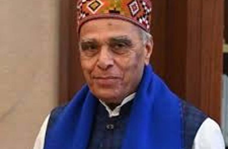 बीजेपी सांसद ने महिला आरक्षण और परिसीमन के मुद्दे पर अखिलेश यादव को घेरा