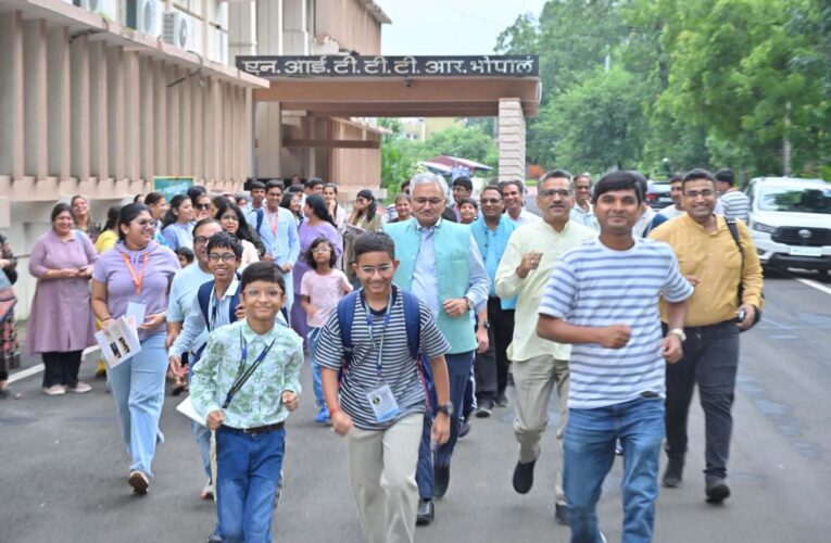 NITTTR भोपाल में नशामुक्त भारत अभियान के तहत युवाओं ने जागरूकता दौड़ लगाई