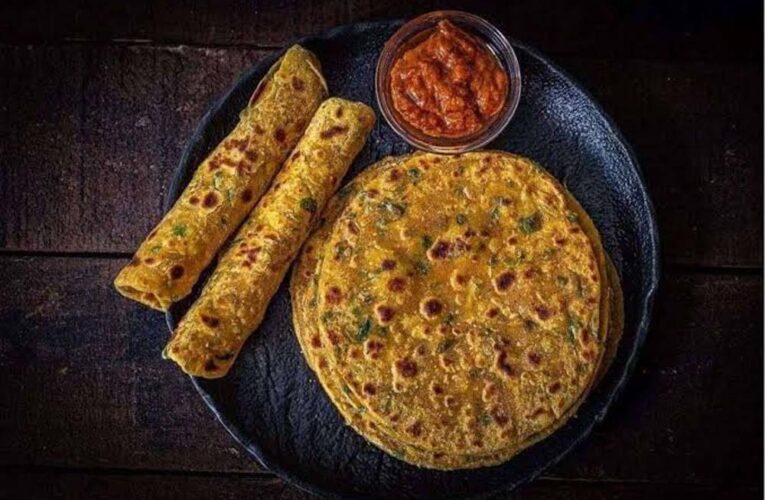सावन व्रत में बनाएं हेल्दी कुट्टू थेपला, कम तेल में झटपट तैयार होगी स्वादिष्ट रेसिपी