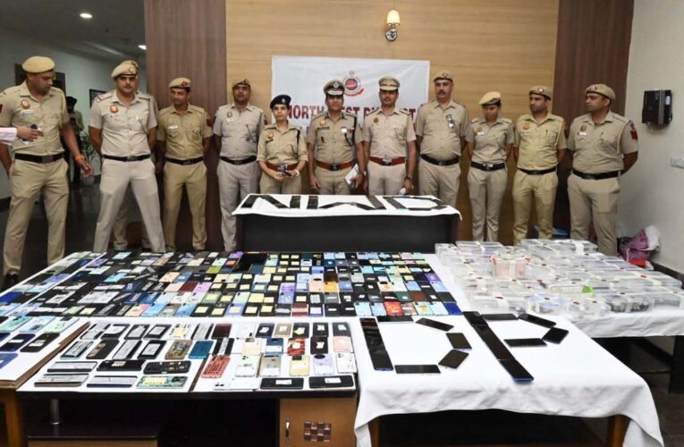 दिल्ली पुलिस का ऑपरेशन प्रहार, 72 घंटे में 390 चोरी के मोबाइल और 66 वाहन बरामद