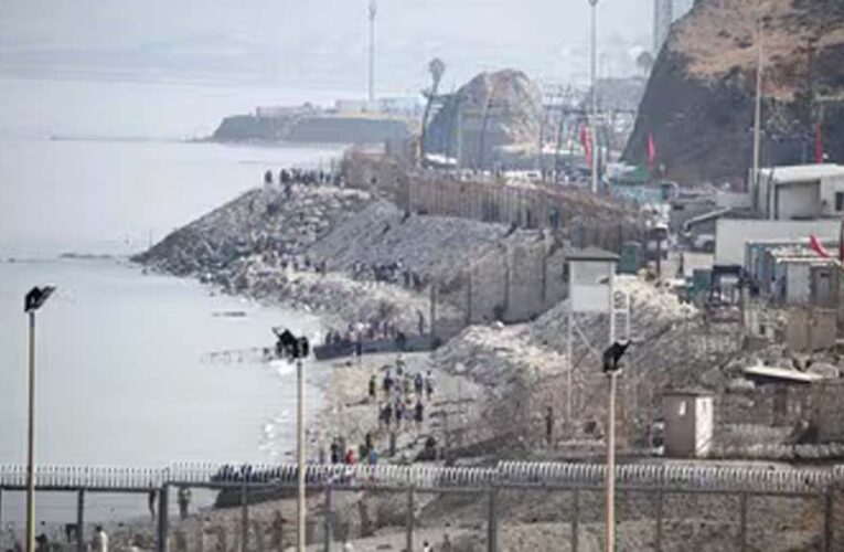 अवैध प्रवासियों से परेशान स्पेन ने मोरक्को सीमा पर 500 मीटर बैरियर बनाया