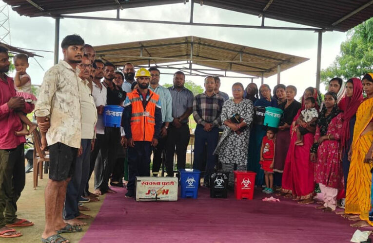 खड़गवां में स्वच्छता व्यवस्था का राज्य स्तर पर निरीक्षण, प्लास्टिक प्रबंधन और अपशिष्ट पृथक्करण पर जोर