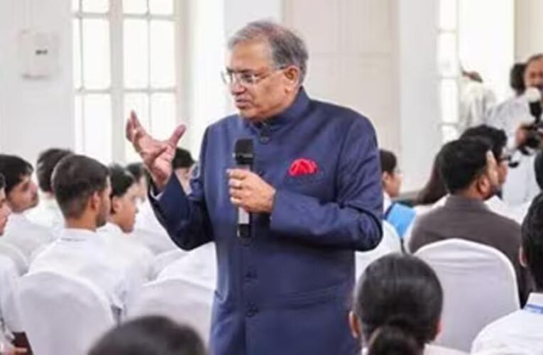 CEC ज्ञानेश कुमार की यूपी से अपील, 2027 में बंगाल का 93.7% मतदान रिकॉर्ड तोड़ें