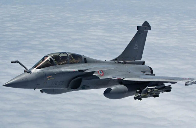 Defence Deal: F-35 और Su-57 नहीं, इस घातक फाइटर जेट पर आई बड़ी खुशखबरी; चीन-पाकिस्तान की बढ़ेगी टेंशन