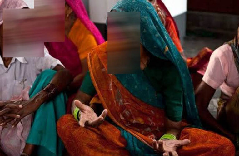 यूपी के इस जिले में बड़ा फर्जीवाड़ा: जिंदा पतियों को ‘मृत’ बताकर बांटी विधवा पेंशन, ऐसे खुला राज